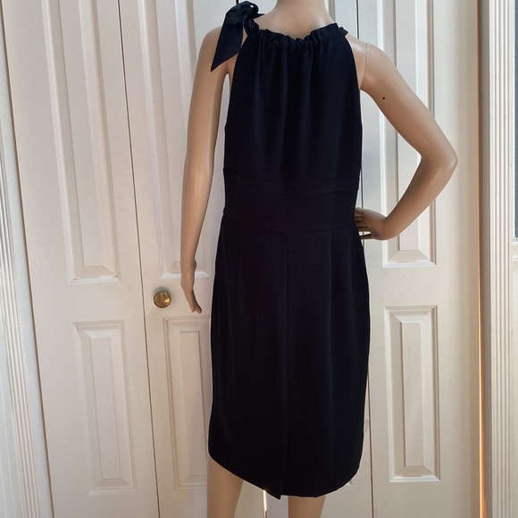 Ann Taylor Womens Size 12 Black Dress. Sleeveless and Ribbon on Shoulder. - Picture 5 of 11
